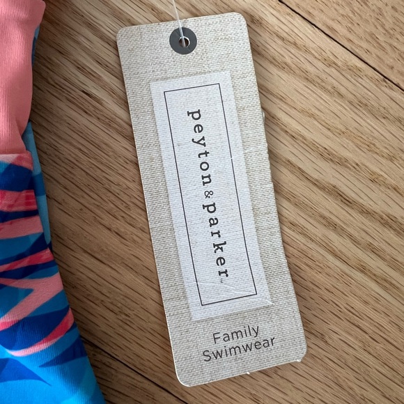 NWT Women’s Peyton & Parker Under the Sea Coral Swim Top - Picture 2 of 5